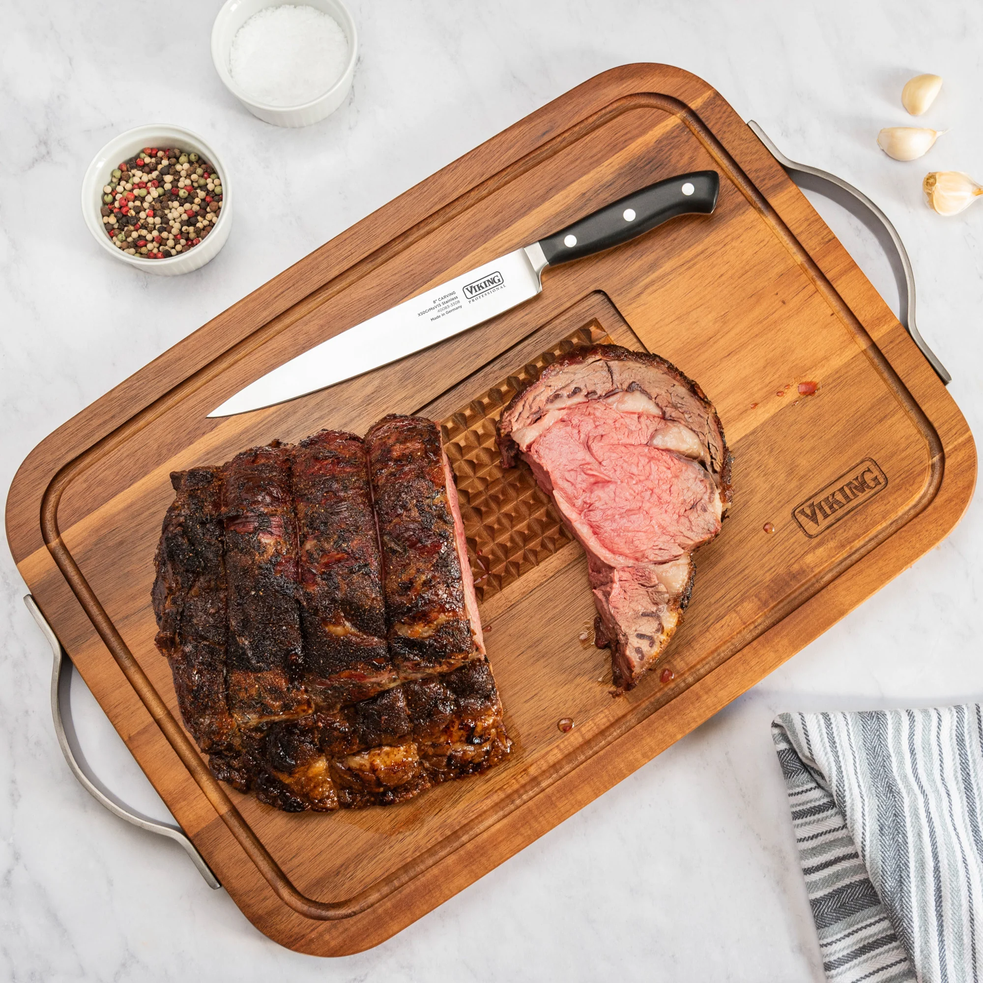 Viking Acacia Carving Board with Juice Well and Metal Handle - Image 7