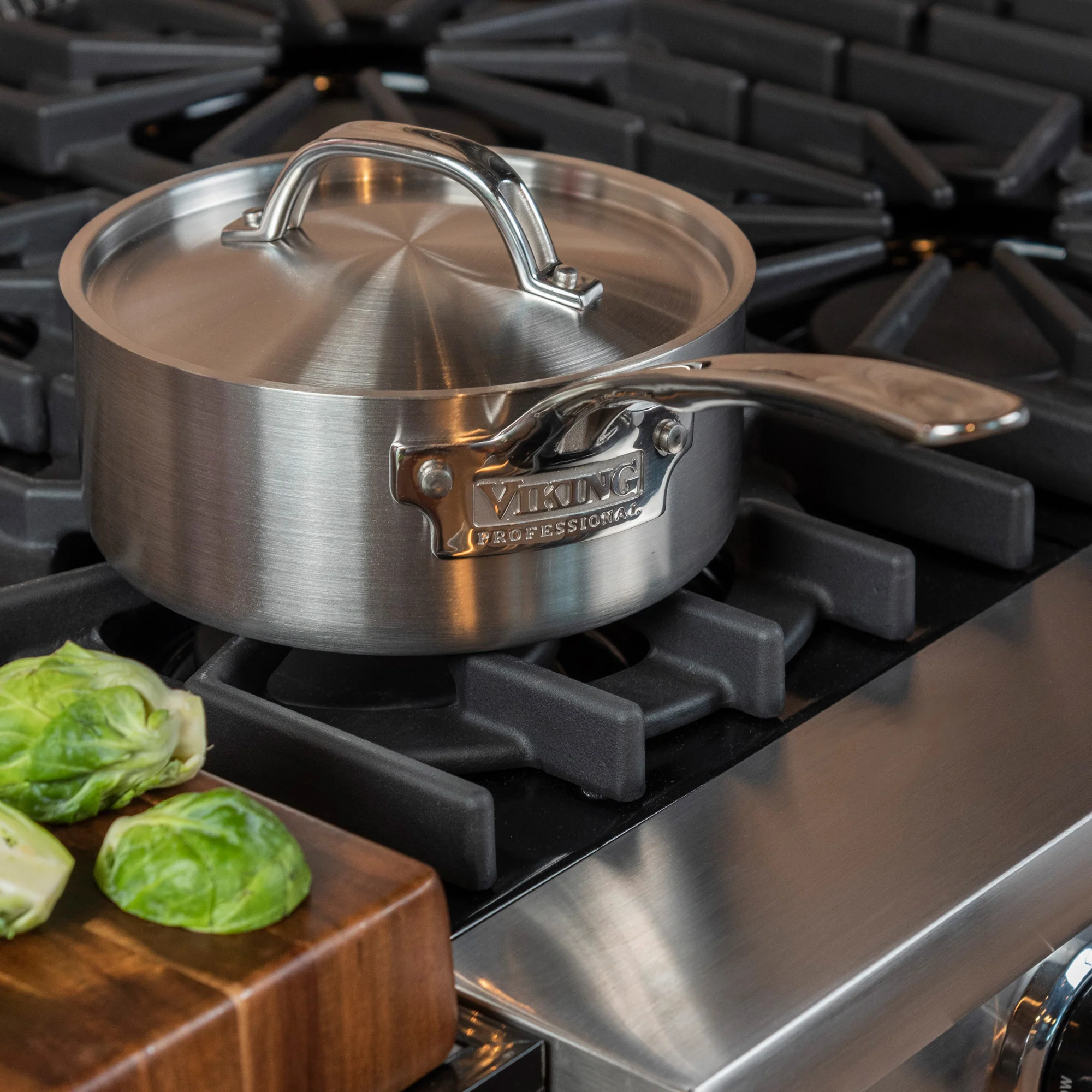 Viking Professional 5-Ply 2-Quart Sauce Pan with Metal Lid - Image 4